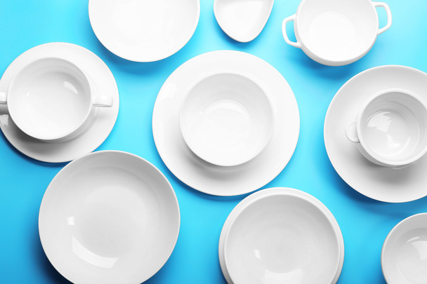Set of white dishes   - Фото, зображення