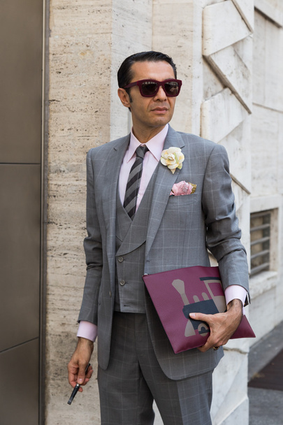 Fashionable man posing during Milan Men's Fashion Week - Foto, Imagem