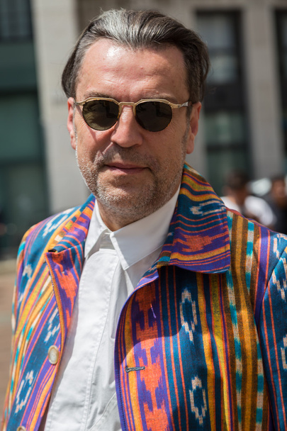 Fashionable man posing during Milan Men's Fashion Week - Foto, Imagen