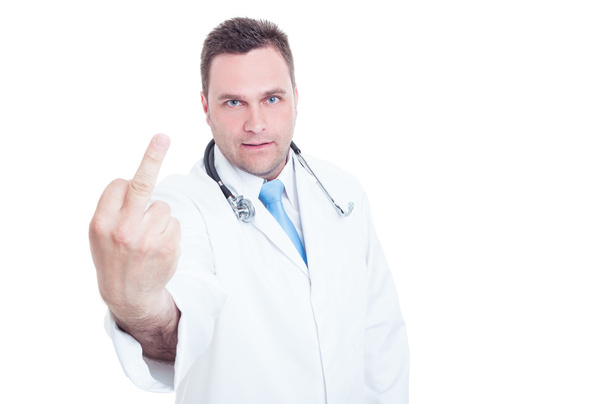 Médico masculino mostrando gesto do dedo médio
  - Foto, Imagem