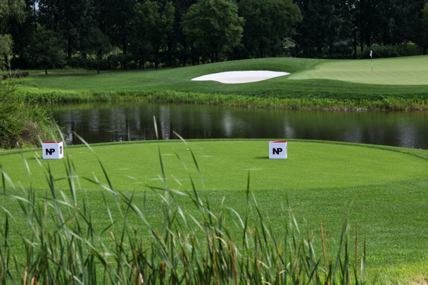Vue paysage du terrain de golf
 - Photo, image