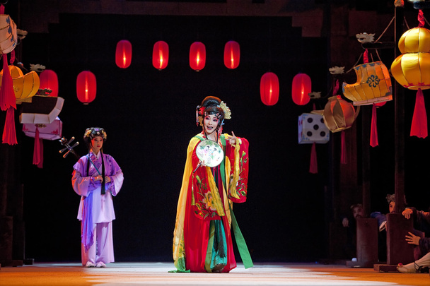pretty chinese traditional opera actress with theatrical costume - Fotó, kép