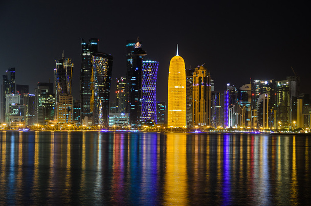 die Skyline von Doha, Katar - Foto, Bild