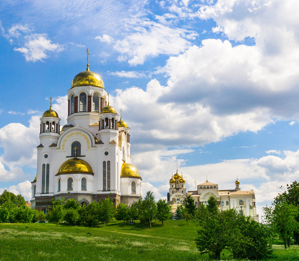 View of Church on Blood in Honor of All Saints Resplendent in the Russian Land, Yekaterinburg - Фото, зображення