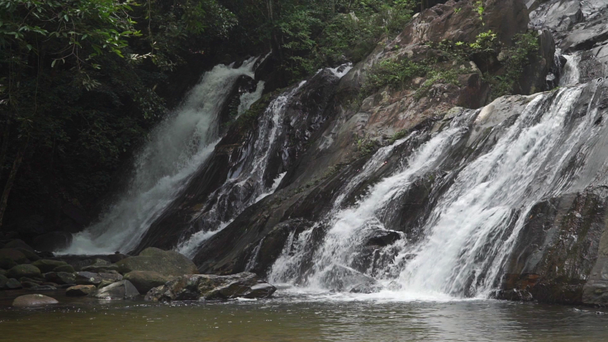 Ton Ngan Chang waterfall in Thailand - Footage, Video