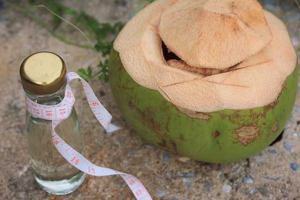 kokosový olej a čerstvé - Fotografie, Obrázek