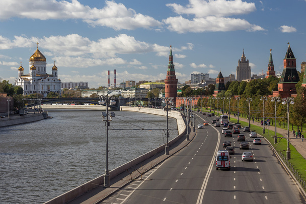 Neva Nehri ve Kremlin görünümü - Fotoğraf, Görsel