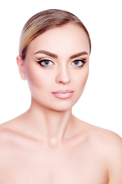 portrait of a beautiful young girl with professional makeup - Foto, Imagen