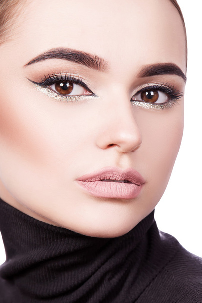 portrait of a beautiful young girl with professional makeup - Foto, imagen