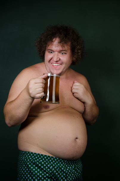 vicces kövér ember pohár sör - Fotó, kép