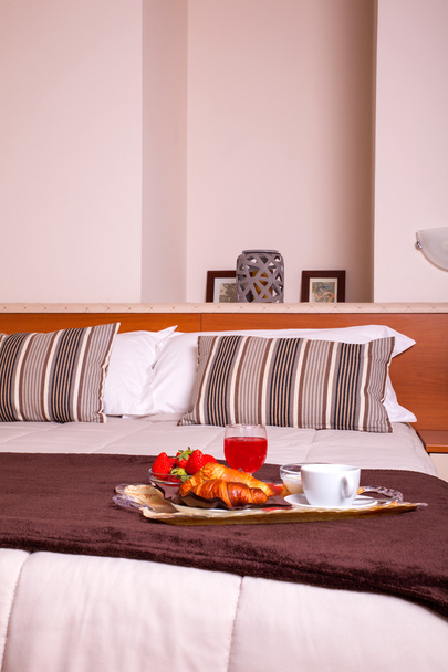 Dormitorio del hotel Ares
 - Foto, imagen