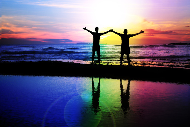 gay casal no por do sol
 - Foto, Imagem