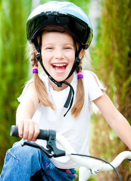 Chica en la bicicleta
 - Foto, Imagen