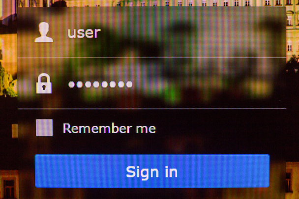 ユーザーのログイン名とパスワード  - 写真・画像