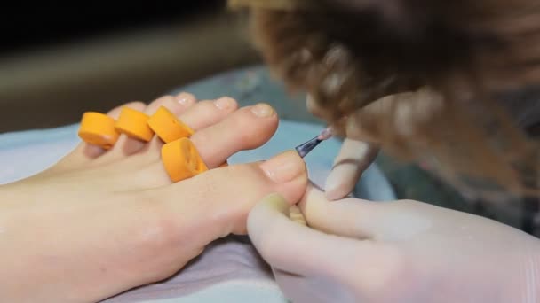 Manicura de uñas de cosméticos
 - Metraje, vídeo