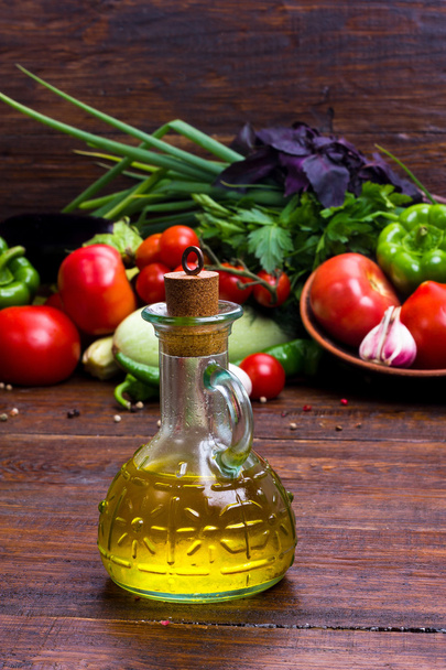 olive oil on vegetables background - Fotoğraf, Görsel