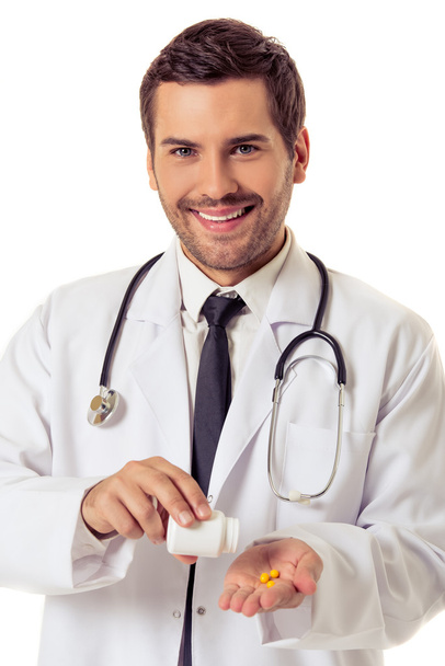 Handsome medical doctor - Zdjęcie, obraz