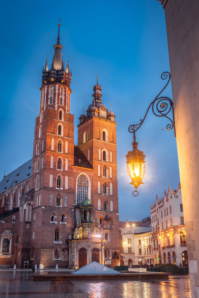 Piazza romantica Cracovia di notte
 - Foto, immagini
