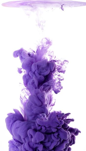 Purple  acrylic color in water - Foto, Imagem