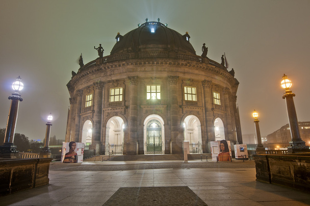 Bode Museum situato a Berlino, Germania
 - Foto, immagini
