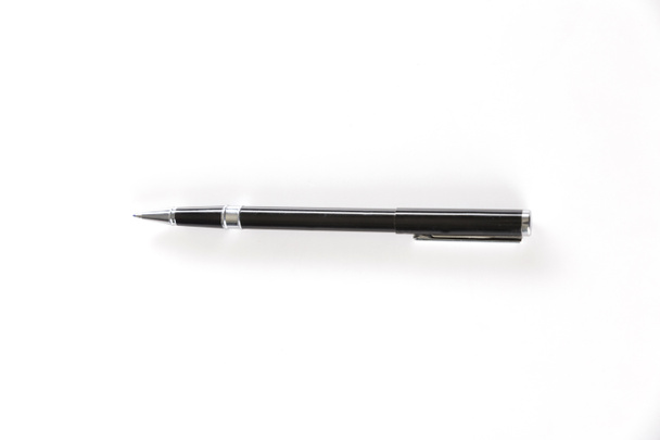 шариковая ручка на белом фоне - Фото, изображение