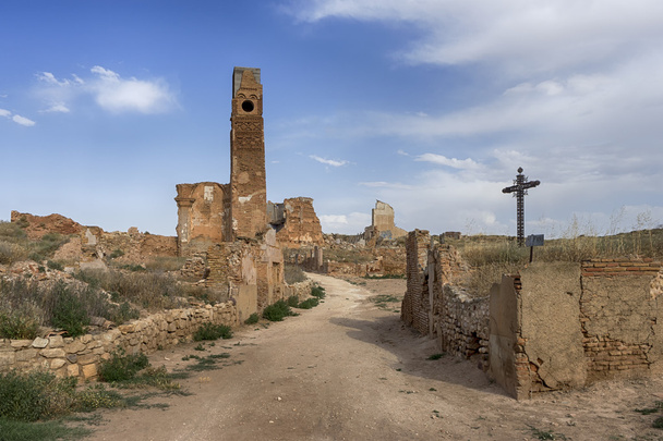 Ruiny wioski Belchite, zniszczony przez bombardowania hiszpańskiej wojny domowej - Zdjęcie, obraz
