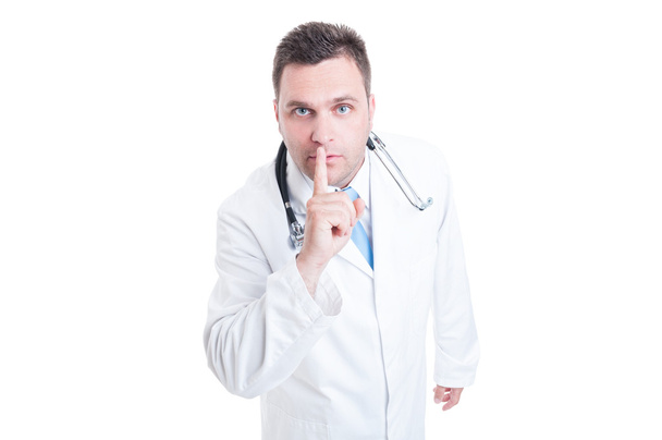 Αρσενικό γιατρό ή γιατρός που κάνει να κρατήσει σιωπηλή χειρονομία - Φωτογραφία, εικόνα