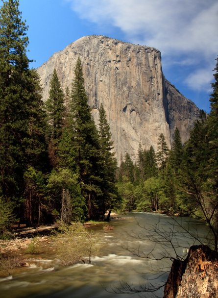 Slow motion river in front of El Capitan - Photo, Image