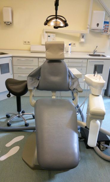 Beim Zahnarzt - Foto, Bild