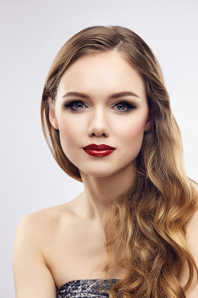 Classic red lips girl - 写真・画像