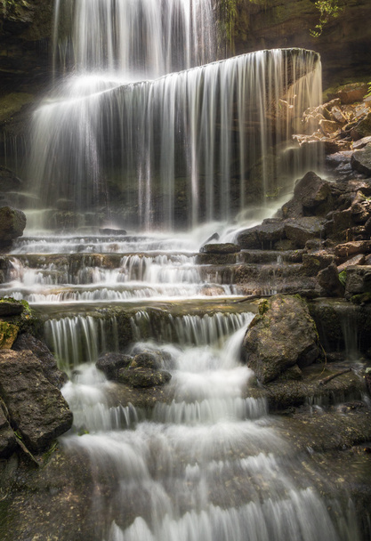 'S middags Cascades - West Milton, Ohio waterval - Foto, afbeelding