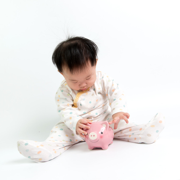 Asijské dítě s prasátko - Fotografie, Obrázek