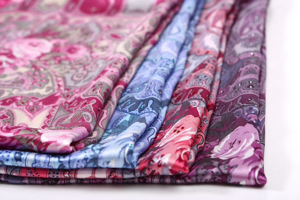 Padrão de estilo chinês feito de lenços de tecido
 - Foto, Imagem