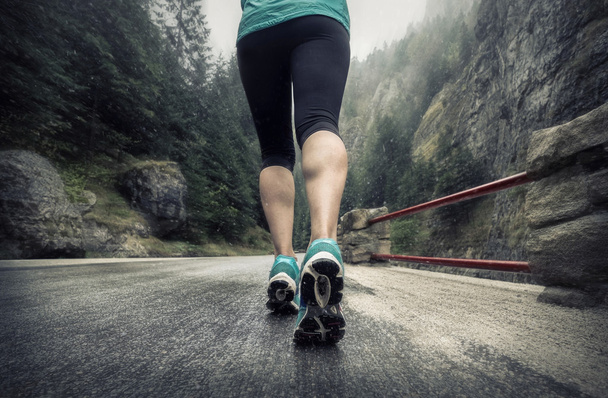 Жіночий бігун ноги
 - Фото, зображення