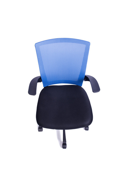 Синий офисный стул на белом фоне
 - Фото, изображение