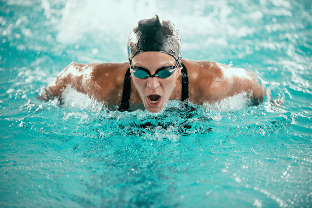 バタフライ水泳チャンピオン - 写真・画像