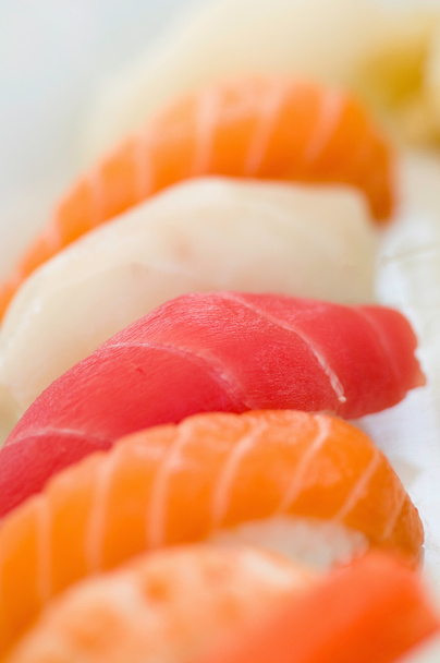 Allineato pezzi di sushi
 - Foto, immagini