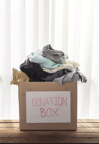 Kleding donatie box - Foto, afbeelding