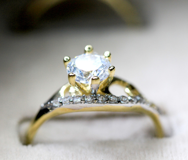 Mode sieraden ring met Zirkonia - Foto, afbeelding