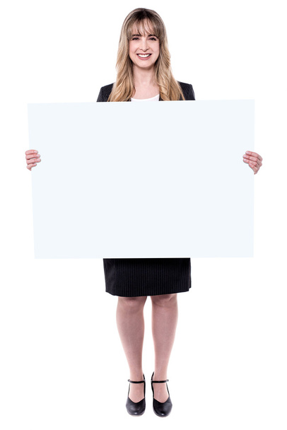 businesswoman showing blank white board - Valokuva, kuva