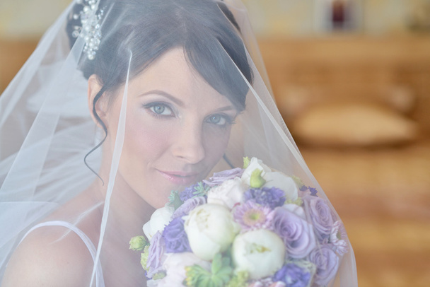 beautiful bride with wedding bouquet - Photo, Image