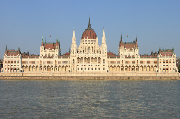 Parlamento ungherese a Budapest
 - Foto, immagini