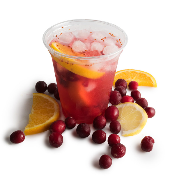 Cranberry ital, jég, a narancs és a citrom elszigetelt fehér background - Fotó, kép