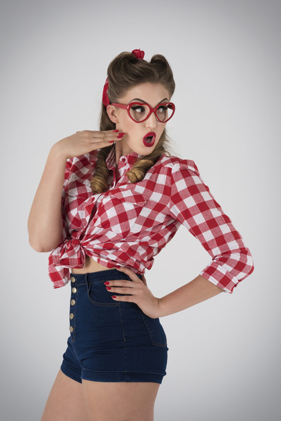 choque real para pin up chica
  - Foto, imagen