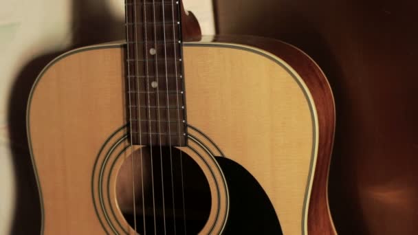 Acoustic guitar in the studio - Footage, Video