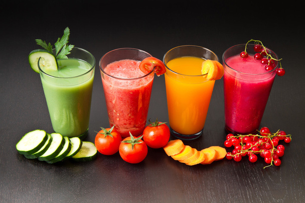 colored vegetable and fruit juice - Foto, imagen