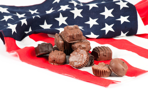 Bonbons au chocolat sur drapeau américain
 - Photo, image
