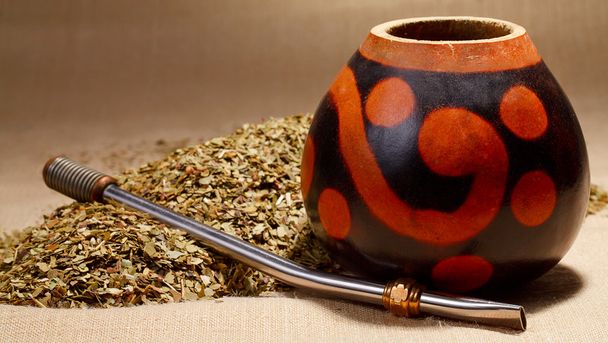 Thé traditionnel yerba mate
 - Photo, image