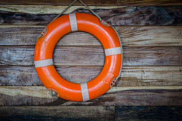 помаранчевий рятувальний жилет, на гуті
 - Фото, зображення