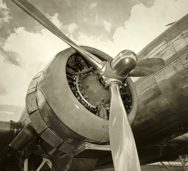 oude motor en propeller - Foto, afbeelding